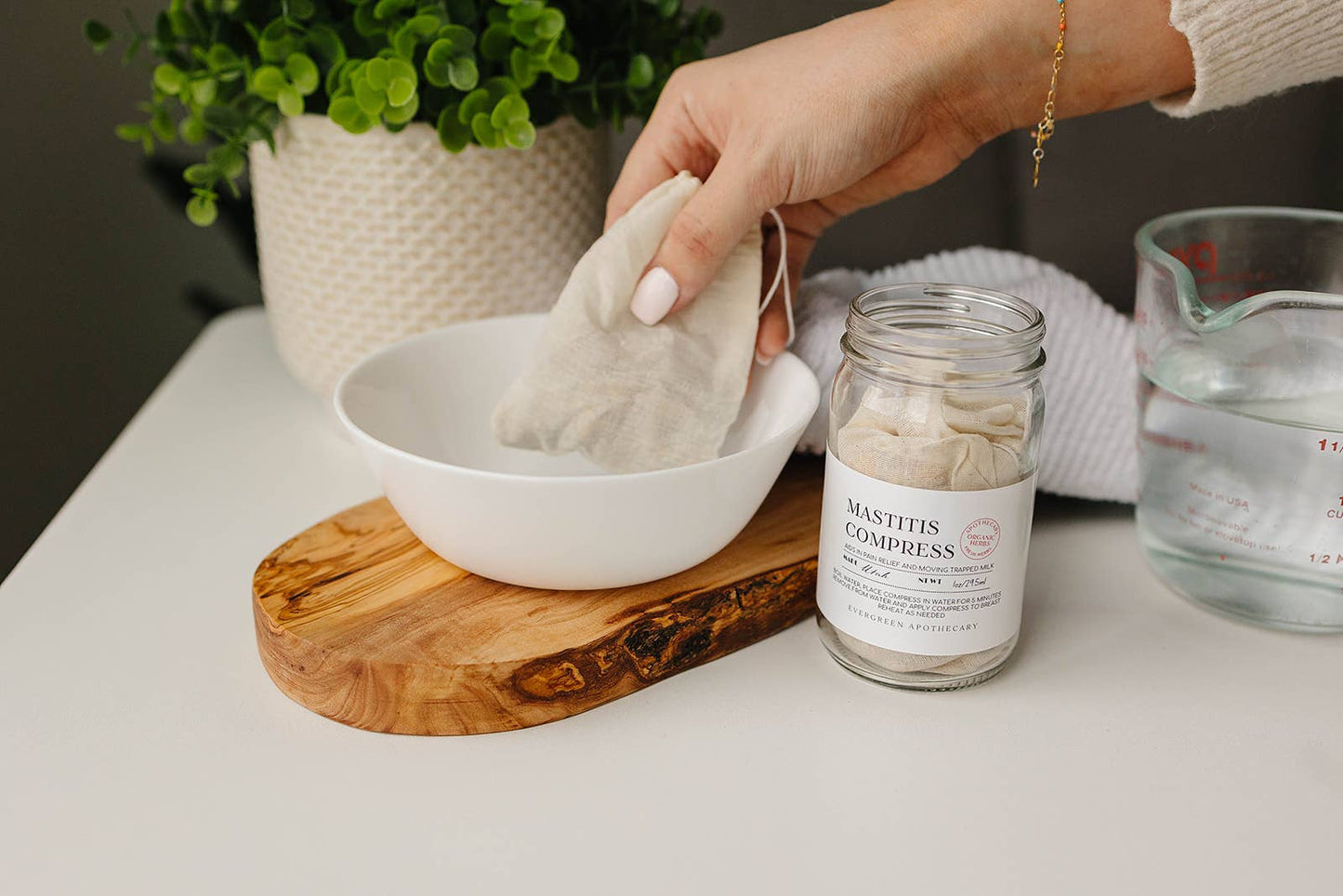 Mastitis Relief Compress - Herbal Remedy